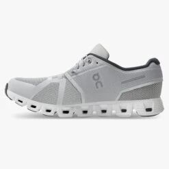 'On Running' Men's Cloud 5 - Glacier / White -Outdoor Clothing Store 59.98909 cloud 5 ss22 glacier white m g4 1024x1024@2x