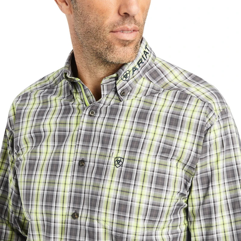 'Ariat' Men's Team Mabry Button Down - Macaw Green 'Ariat' Men's Team Mabry Button Down - Macaw Green -Outdoor Clothing Store
