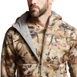 'Sitka' Men's Traverse Hoody - Optifade Waterfowl : Marsh -Outdoor Clothing Store IMG SITKA WL 2022 600026 WL Traverse Hoody Optifade Waterfowl 592p Studio 02270 1024x1024@2x