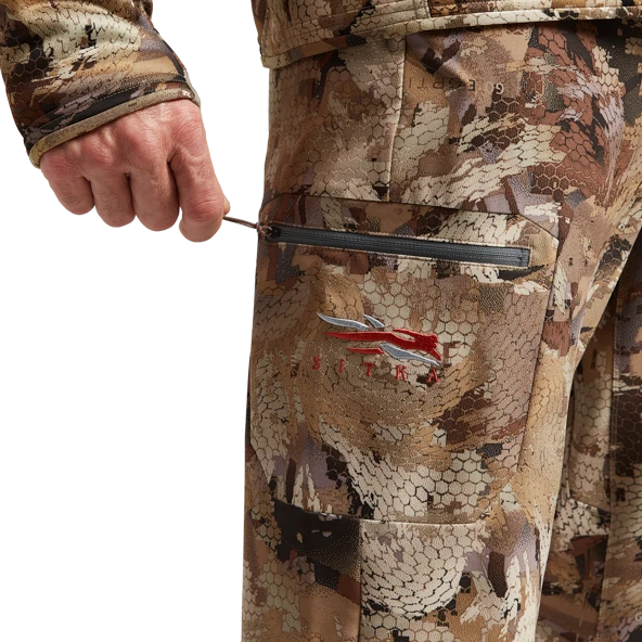 'Sitka' Men's Traverse Pant - Waterfowl : Waterfowl Marsh 'Sitka' Men's Traverse Pant - Waterfowl : Waterfowl Marsh -Outdoor Clothing Store IMG SITKA WL 2022 600029 WL Traverse Pant Optifade Waterfowl 592p Studio