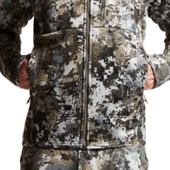 'Sitka' Men's Traverse Jacket - Whitetail : Elevated II -Outdoor Clothing Store IMG SITKA WT 2022 600028 EV Traverse Jacket Optifade Elevated II 592p Studio 00221 1024x1024@2x