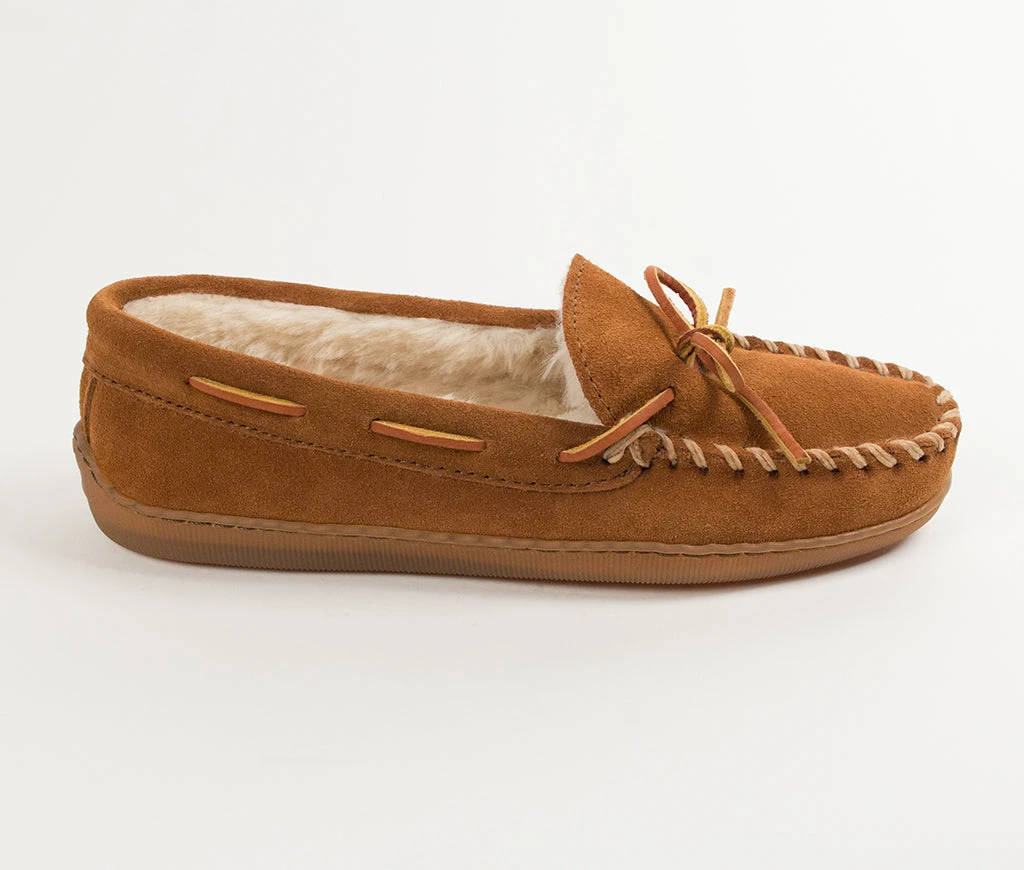 'Minnetonka' Men's Pile Lined Hardsole Moc Slipper - Brown (Ext. sizes) 'Minnetonka' Men's Pile Lined Hardsole Moc Slipper - Brown (Ext. Sizes) -Outdoor Clothing Store mens slippers pile hardsole brown 3902 02 bb53561f 3d00 4d95 b72d
